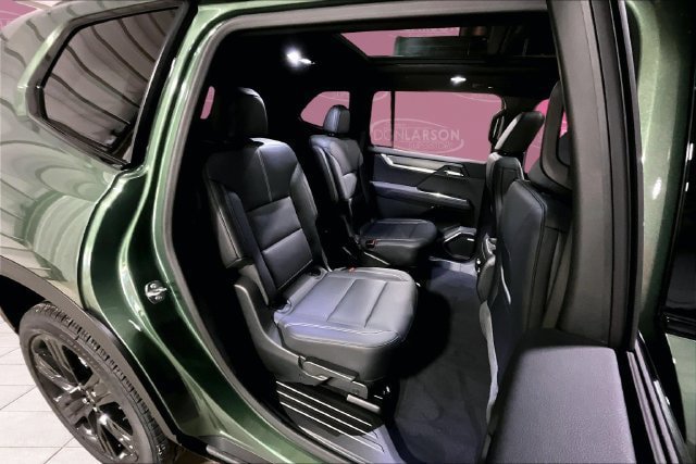 New 2027 GMC Acadia Elevation w/ Super Cruise Package AWD/4WD image 15