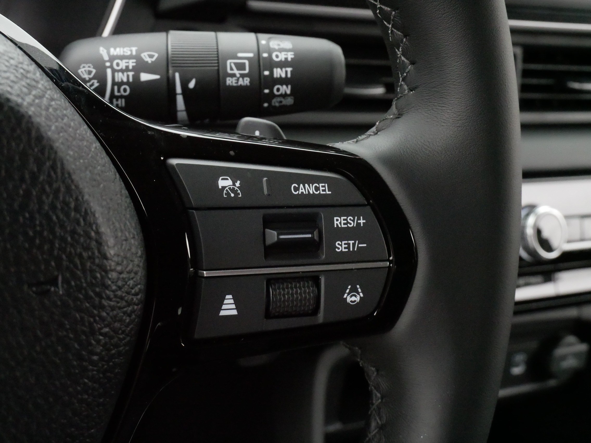 Certified 2026 Honda Pilot Touring image 26