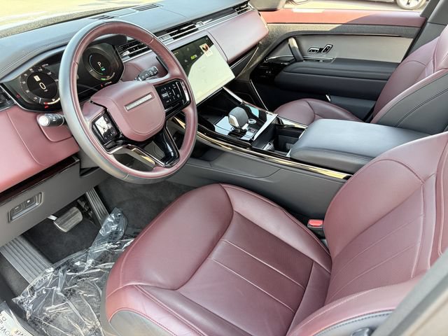 Used 2025 Land Rover Range Rover Sport Dynamic SE AWD/4WD image 5