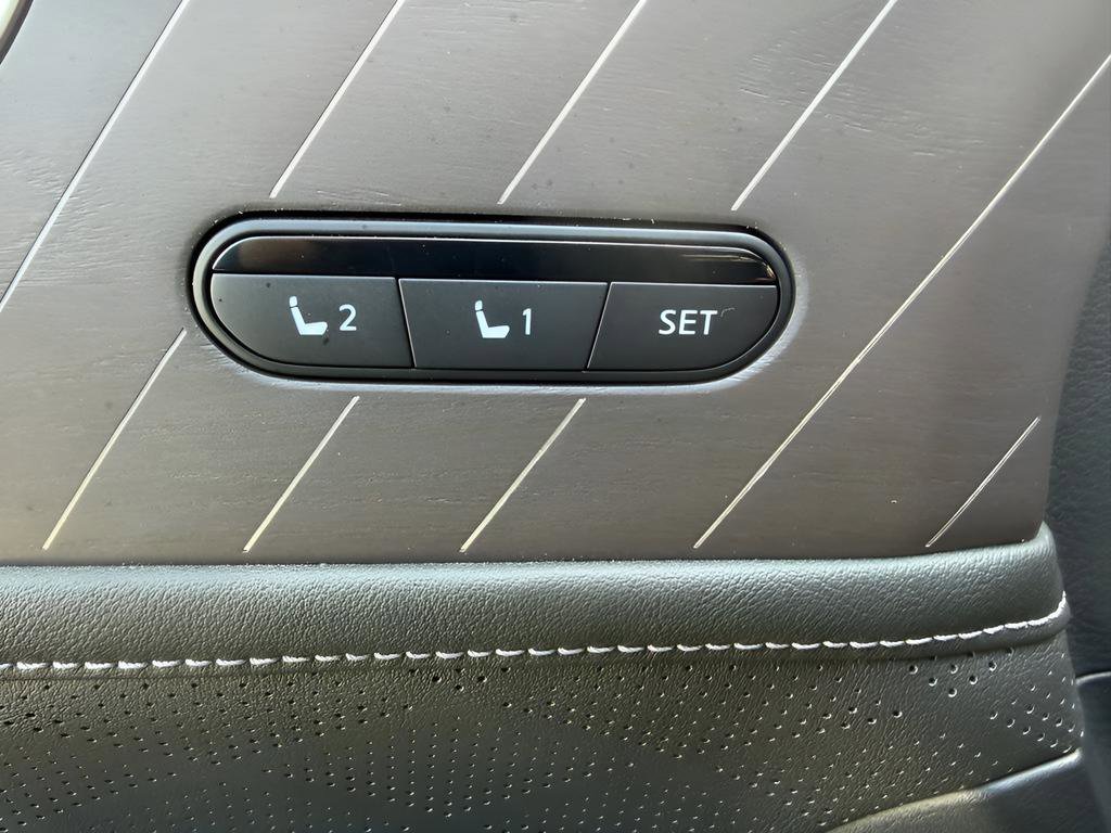 Used 2025 INFINITI QX80 Autograph image 25