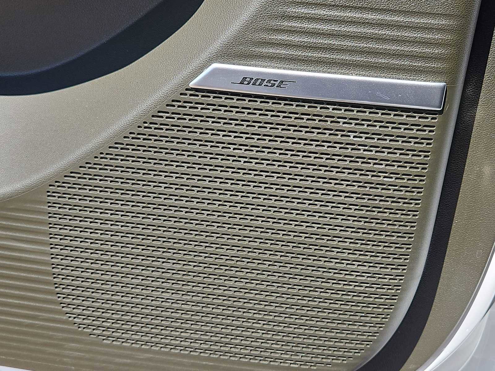 Certified 2025 Hyundai Santa Fe Calligraphy image 30