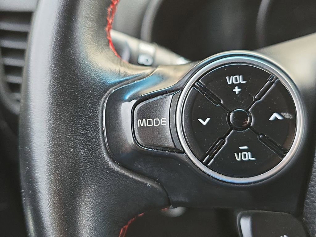 Used 2016 Kia Soul + w/ Tarmac Special Edition image 16