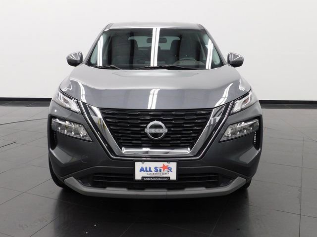 Certified 2023 Nissan Rogue SV image 3