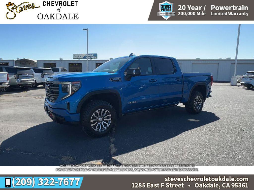 Used 2023 GMC Sierra 1500 AT4 w/ Technology Package AWD/4WD image 5