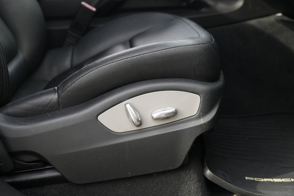 Used 2012 Porsche Cayenne image 36