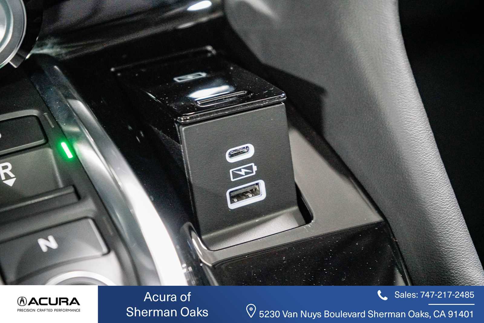 Used 2025 Acura MDX SH-AWD w/ Technology Package image 47