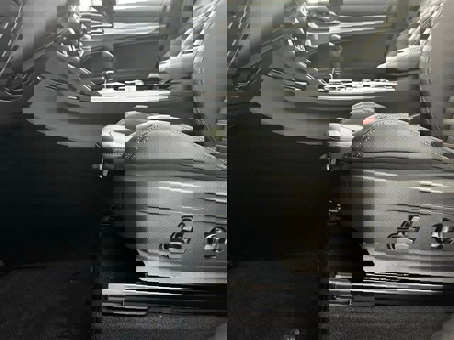 New 2025 Alfa Romeo Stelvio Sprint image 11