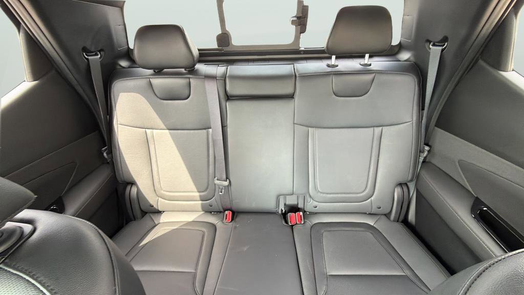 Used 2024 Hyundai Santa Cruz Limited image 24