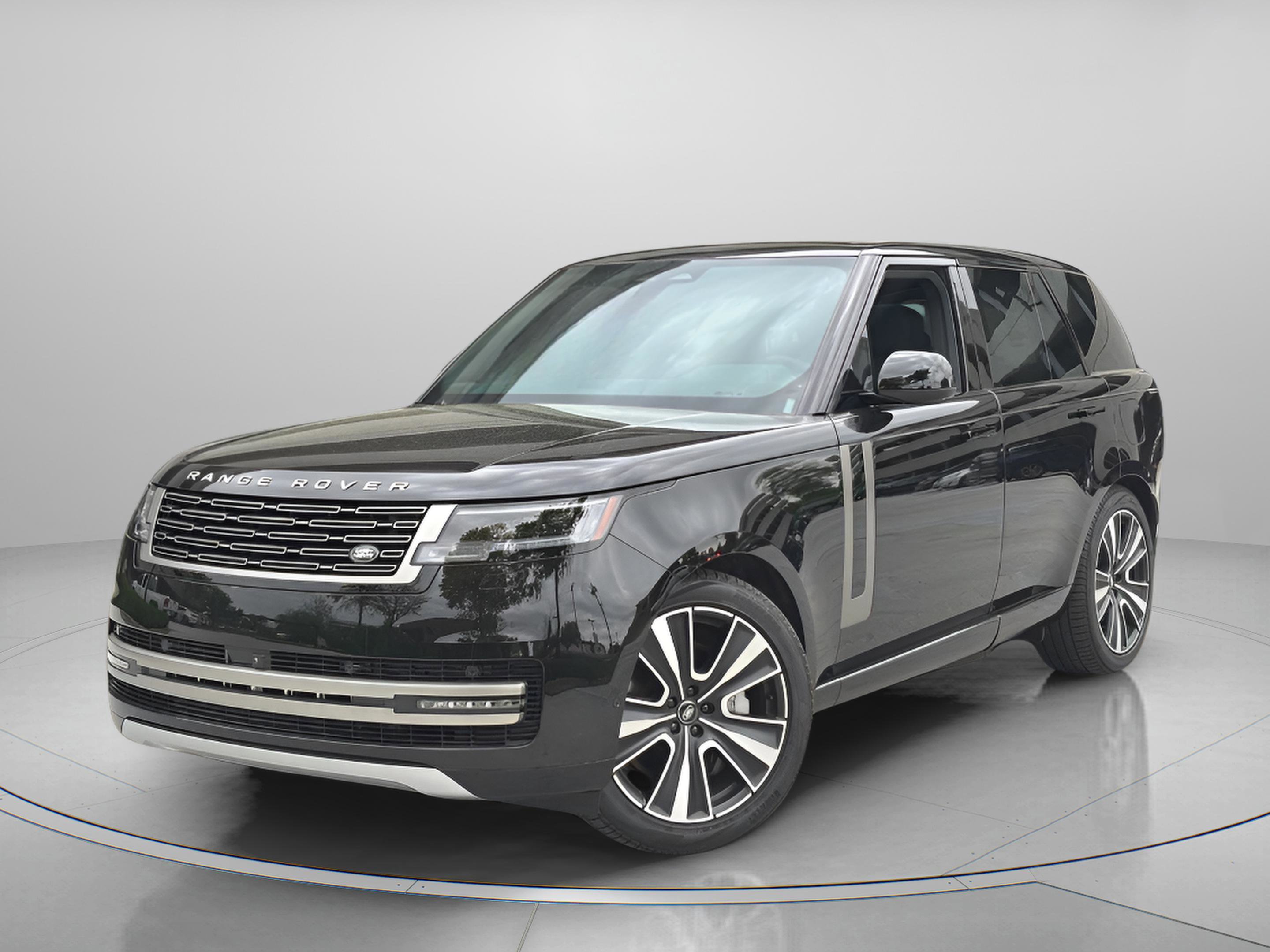 New 2025 Land Rover Range Rover SE image 1