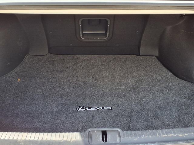 Used 2019 Lexus ES 300h w/ Luxury Package image 24