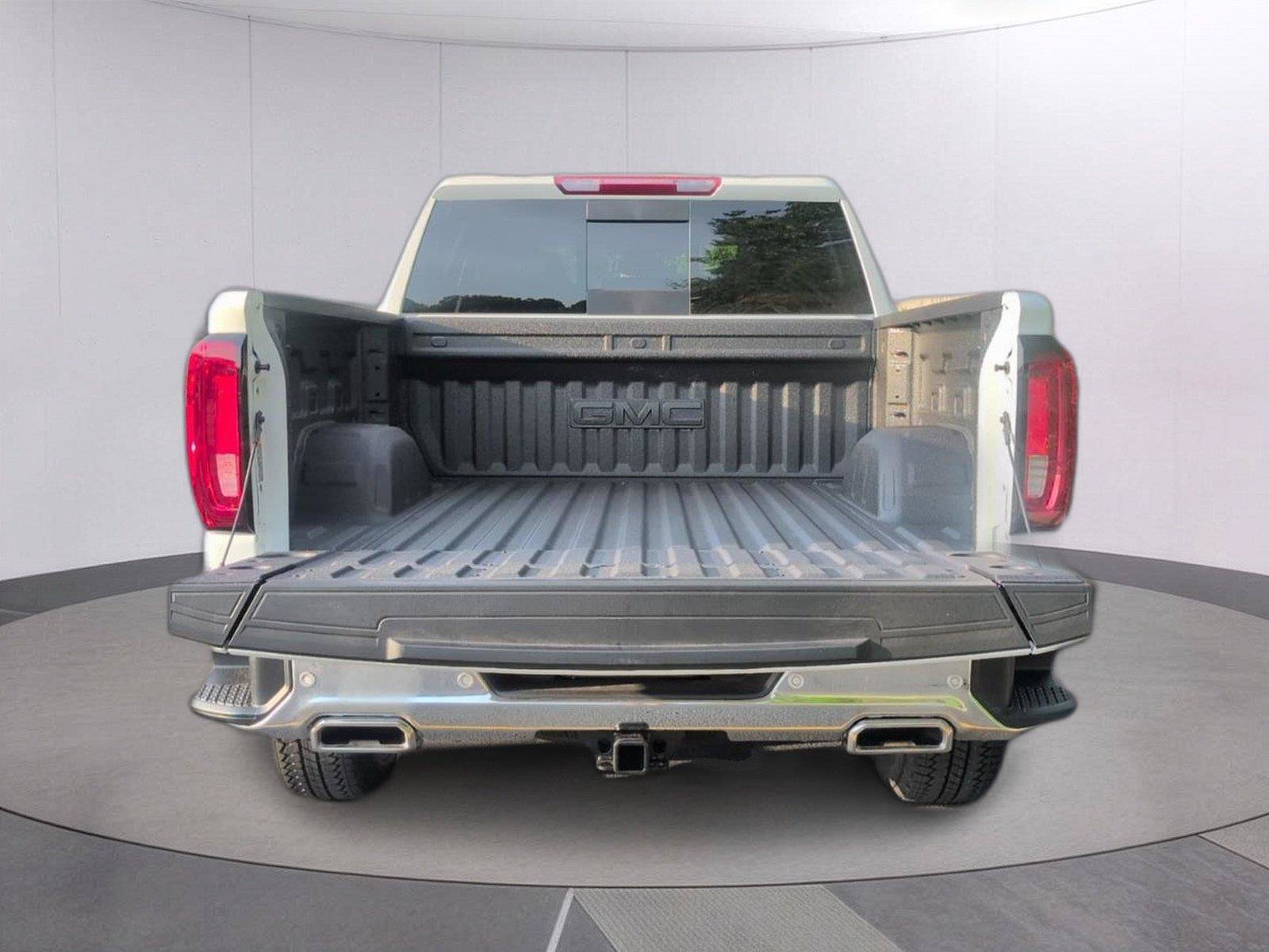 New 2026 GMC Sierra 1500 SLT w/ SLT Premium Plus Package AWD/4WD image 5