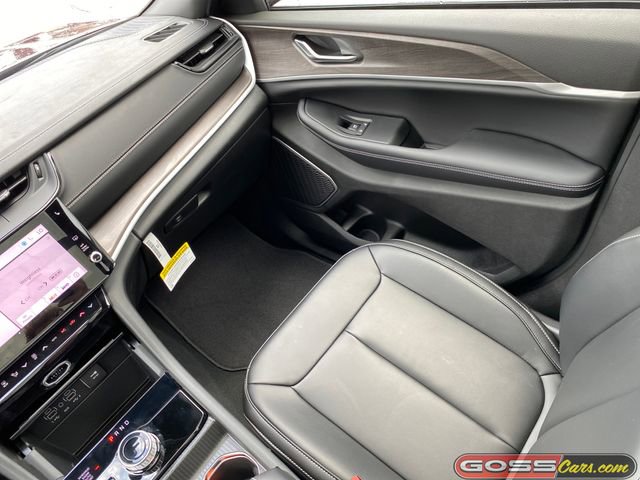 New 2026 Jeep Grand Cherokee Limited AWD/4WD image 17