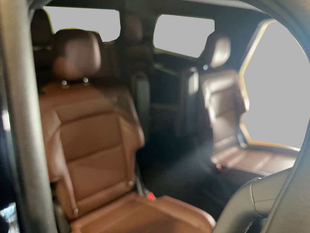 Used 2025 Lincoln Navigator Reserve image 22