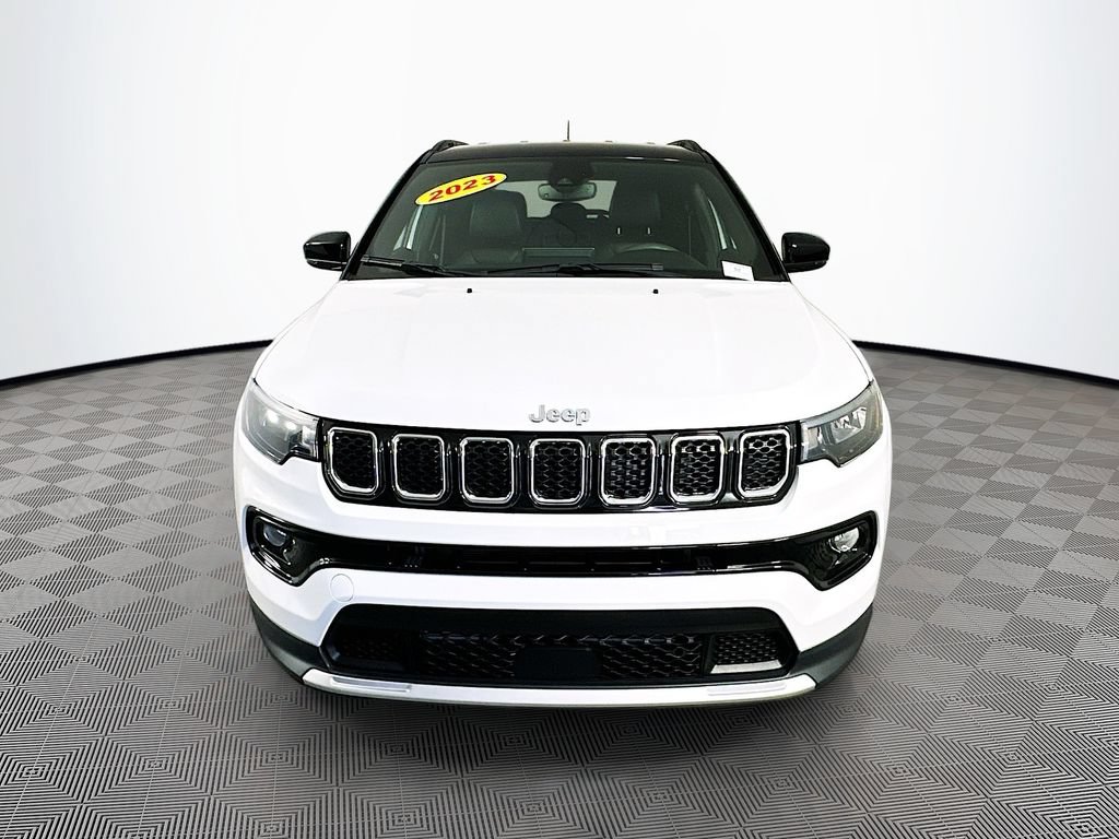 Used 2023 Jeep Compass Limited AWD/4WD image 4