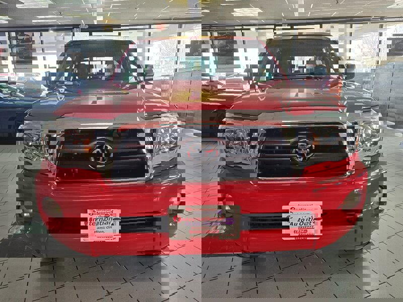 Used 2007 Toyota Tacoma PreRunner w/ SR5 Pkg #2 image 2