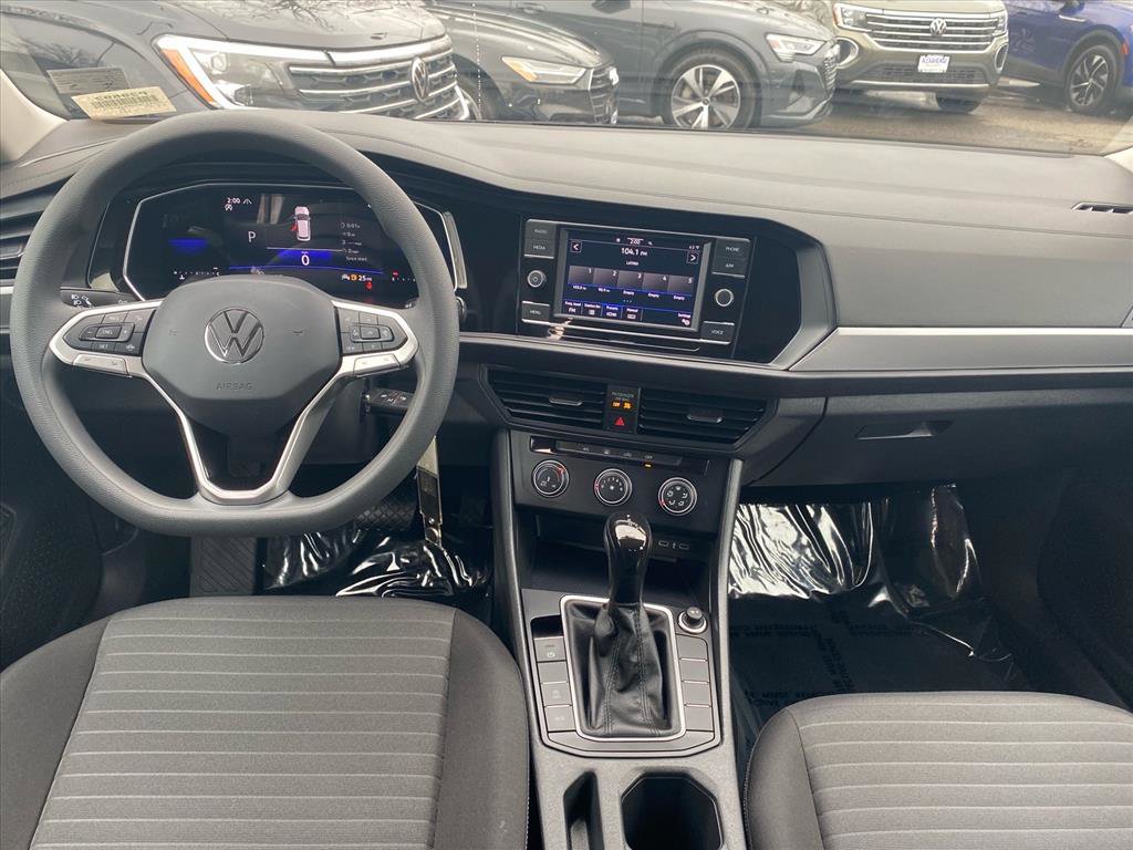 Certified 2023 Volkswagen Jetta S image 11
