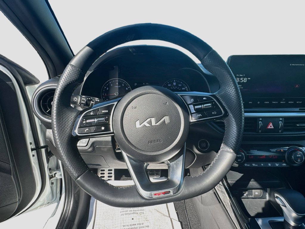 Certified 2023 Kia Forte GT-Line FWD image 14