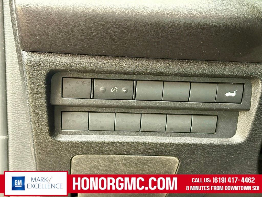 Used 2022 Mitsubishi Outlander SE image 12