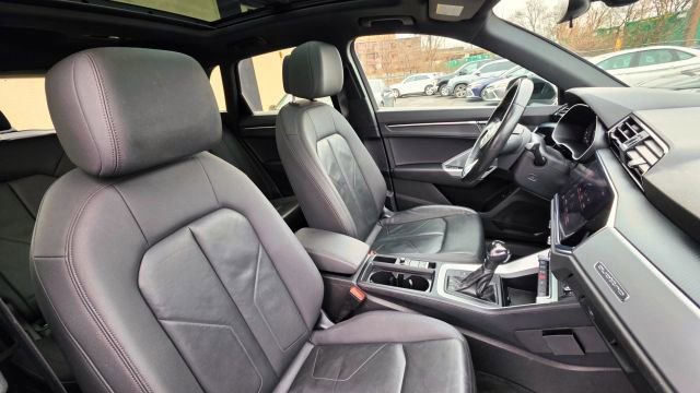 Used 2020 Audi Q3 2.0T Premium w/ Convenience Package image 40