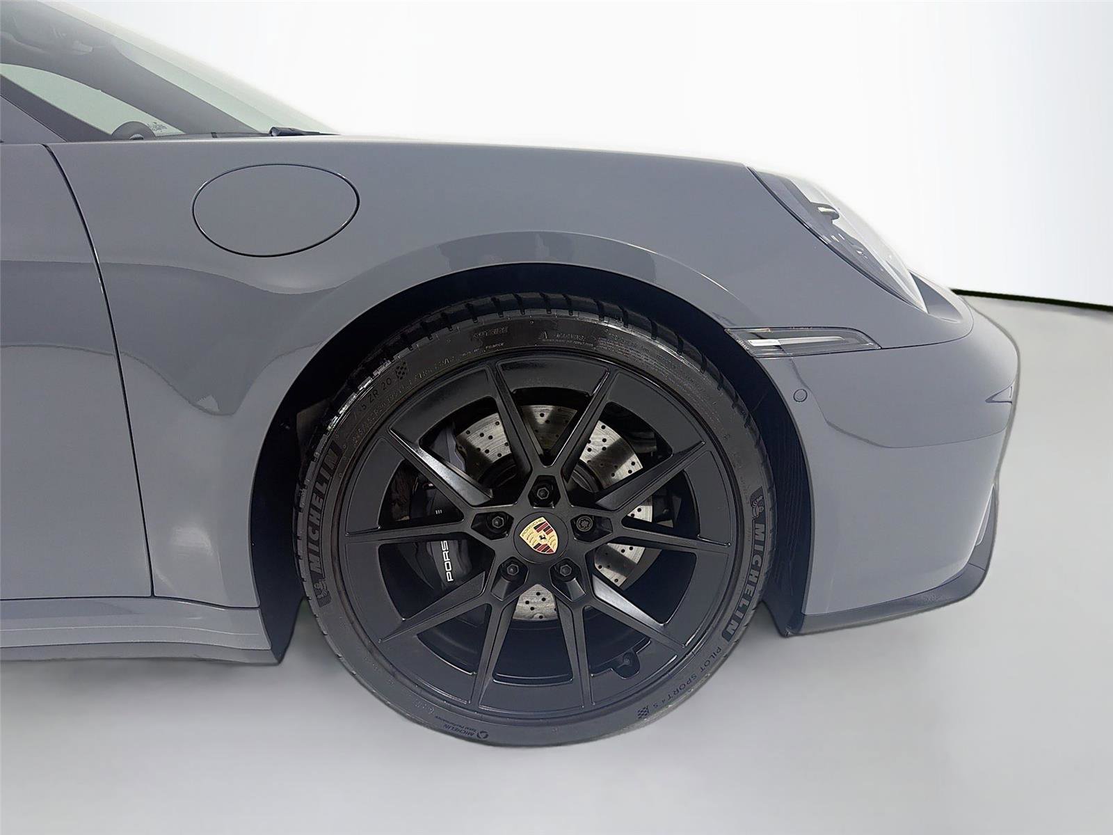 Certified 2025 Porsche 911 Carrera image 26