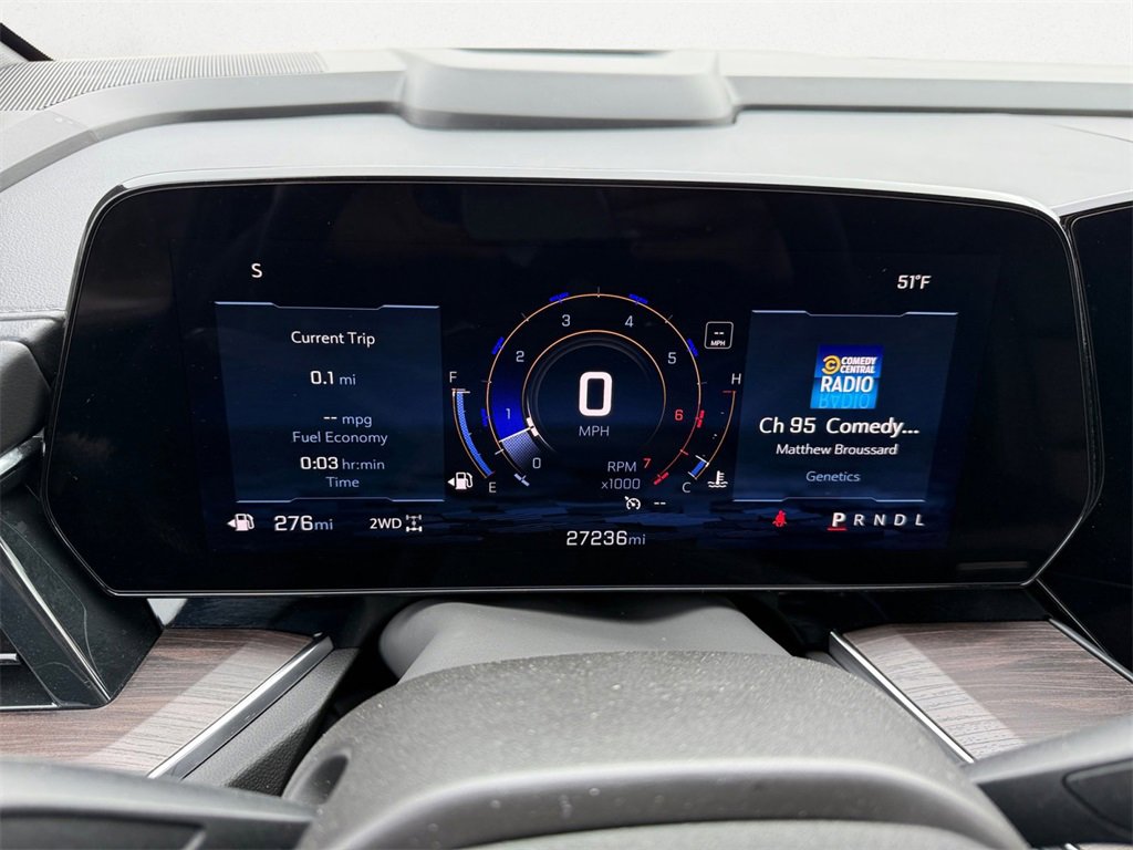 Used 2025 Chevrolet Suburban Z71 image 21