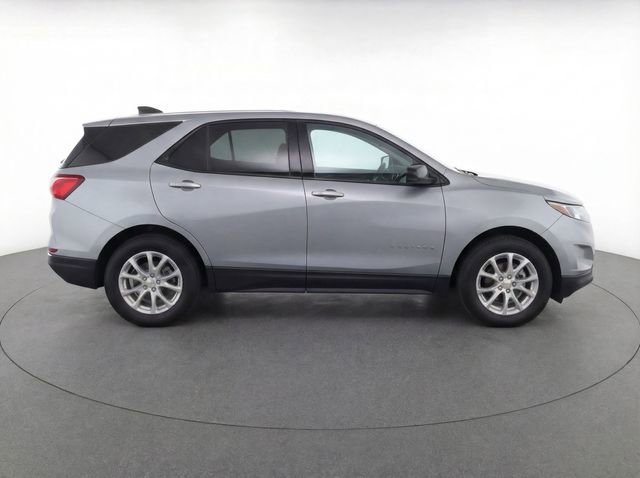 Certified 2024 Chevrolet Equinox LS w/ LS Convenience Package image 8