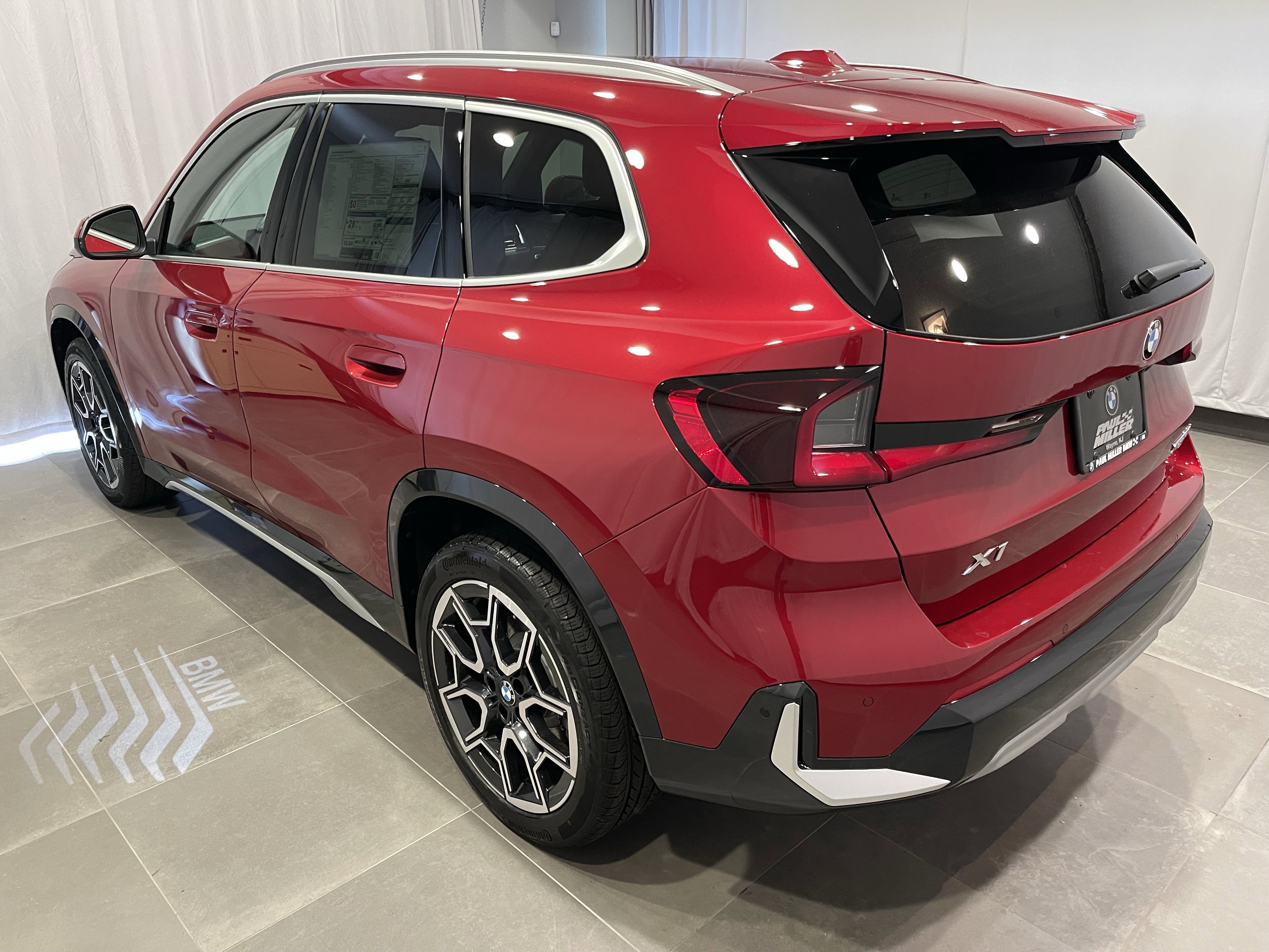 New 2026 BMW X1 xDrive28i w/ Convenience Package AWD/4WD image 4
