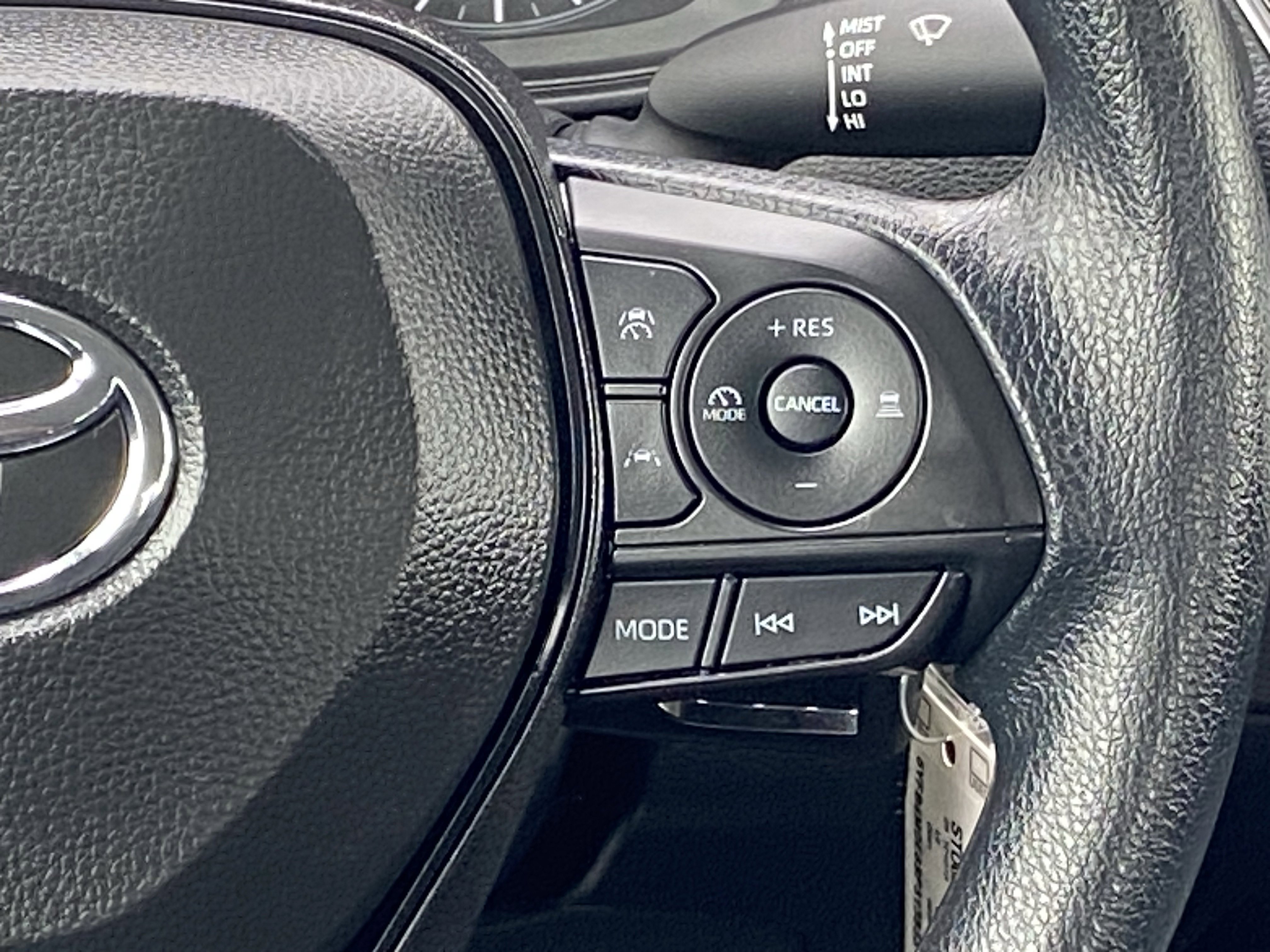 Certified 2025 Toyota Corolla LE image 18