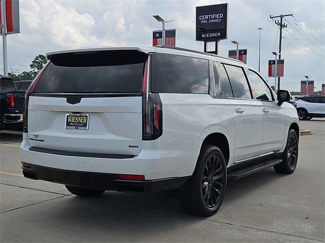 Used 2023 Cadillac Escalade ESV Premium Luxury image 12