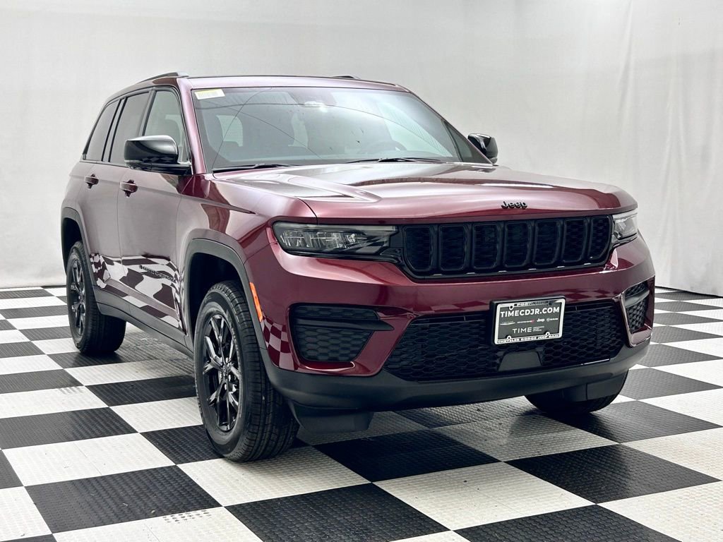 New 2025 Jeep Grand Cherokee Altitude image 2