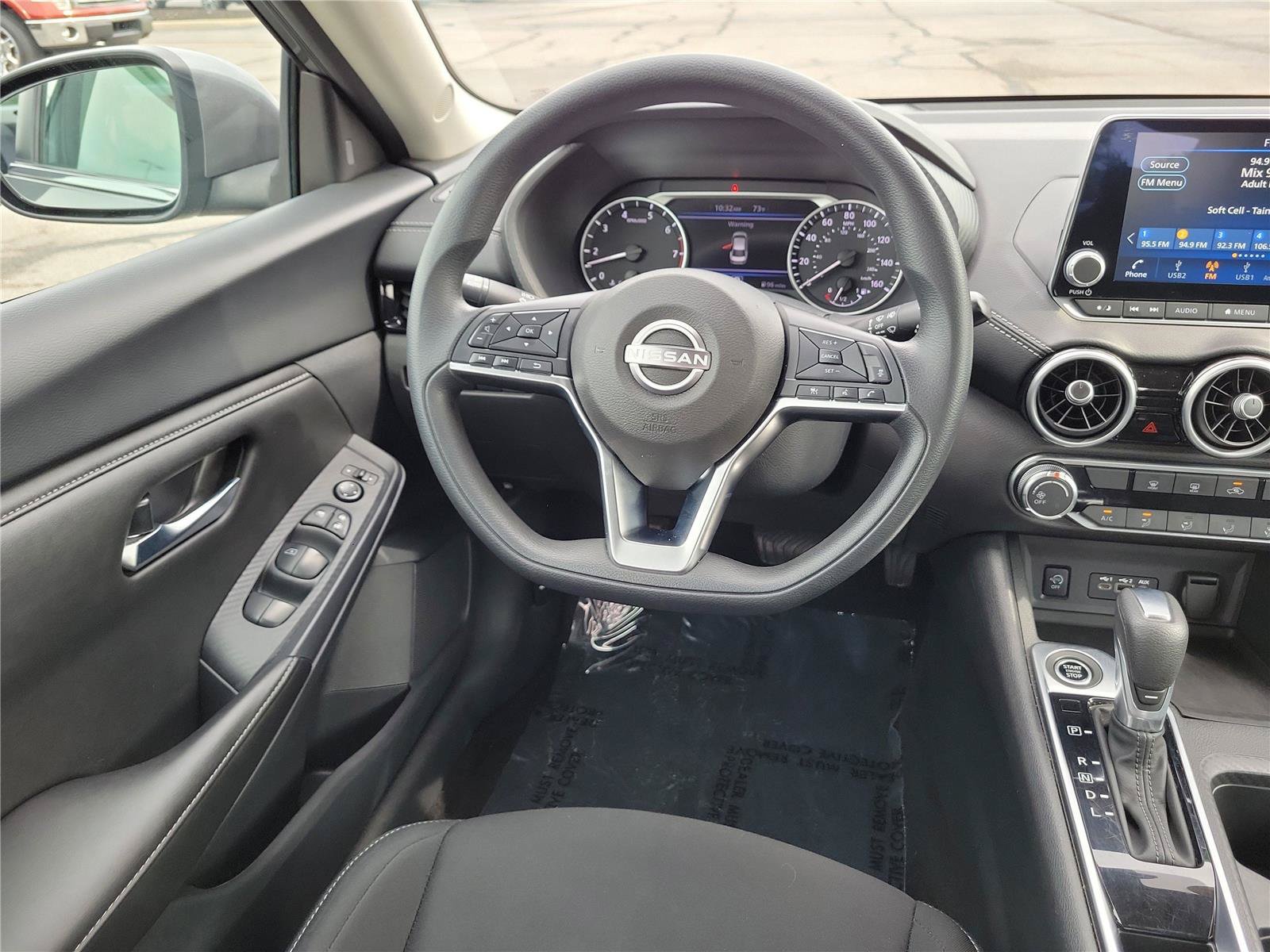 Used 2024 Nissan Sentra SV FWD image 11