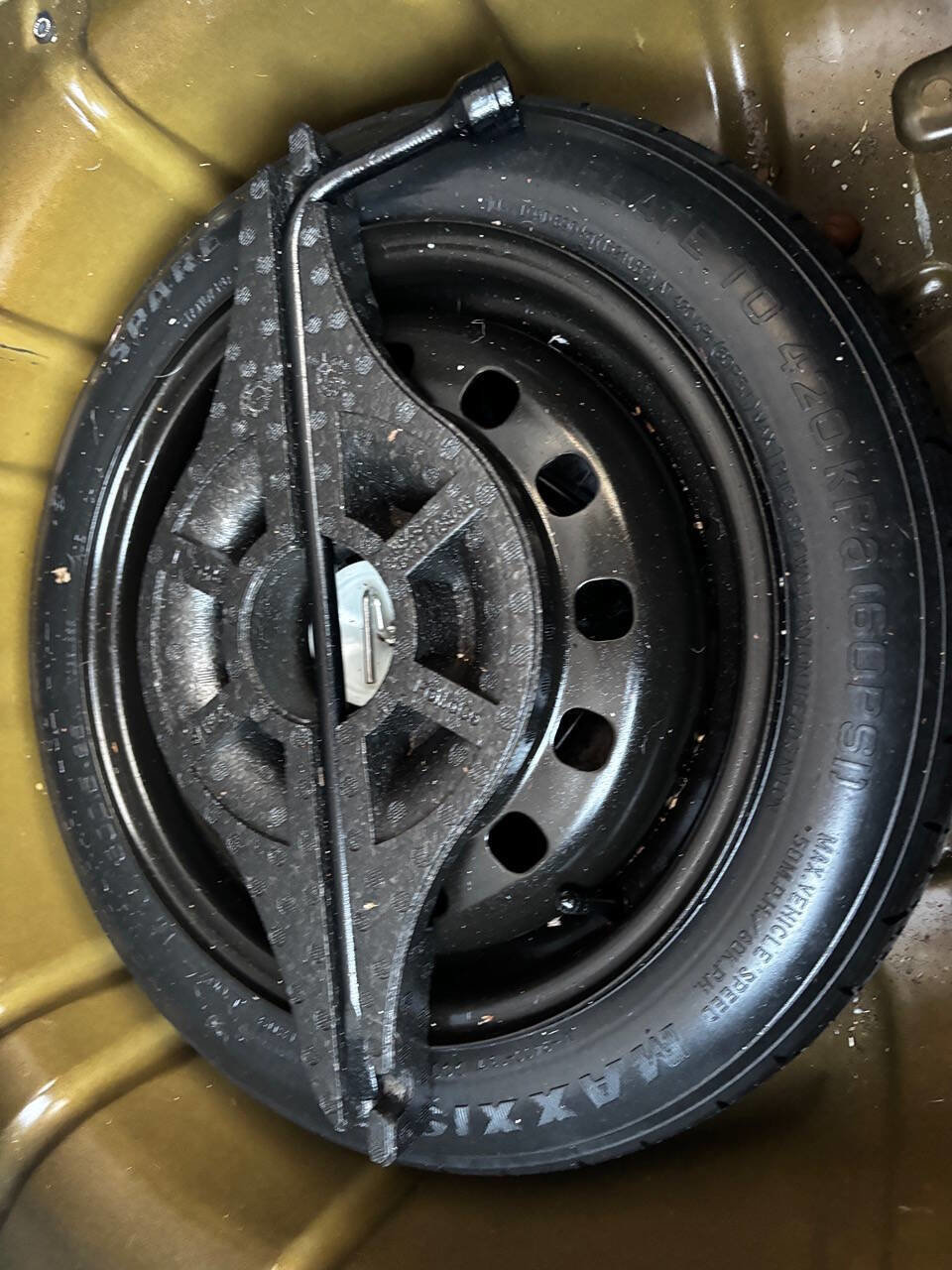 Used 2010 Ford Focus SE image 28