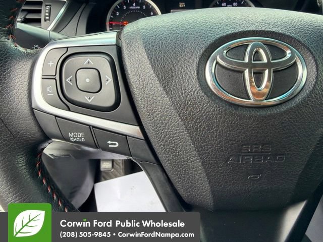 Used 2016 Toyota Camry SE FWD image 14