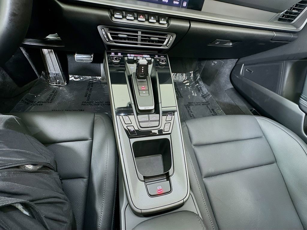 Used 2022 Porsche 911 Carrera image 19