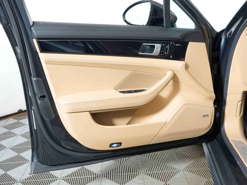 Certified 2020 Porsche Panamera 4S AWD/4WD image 17