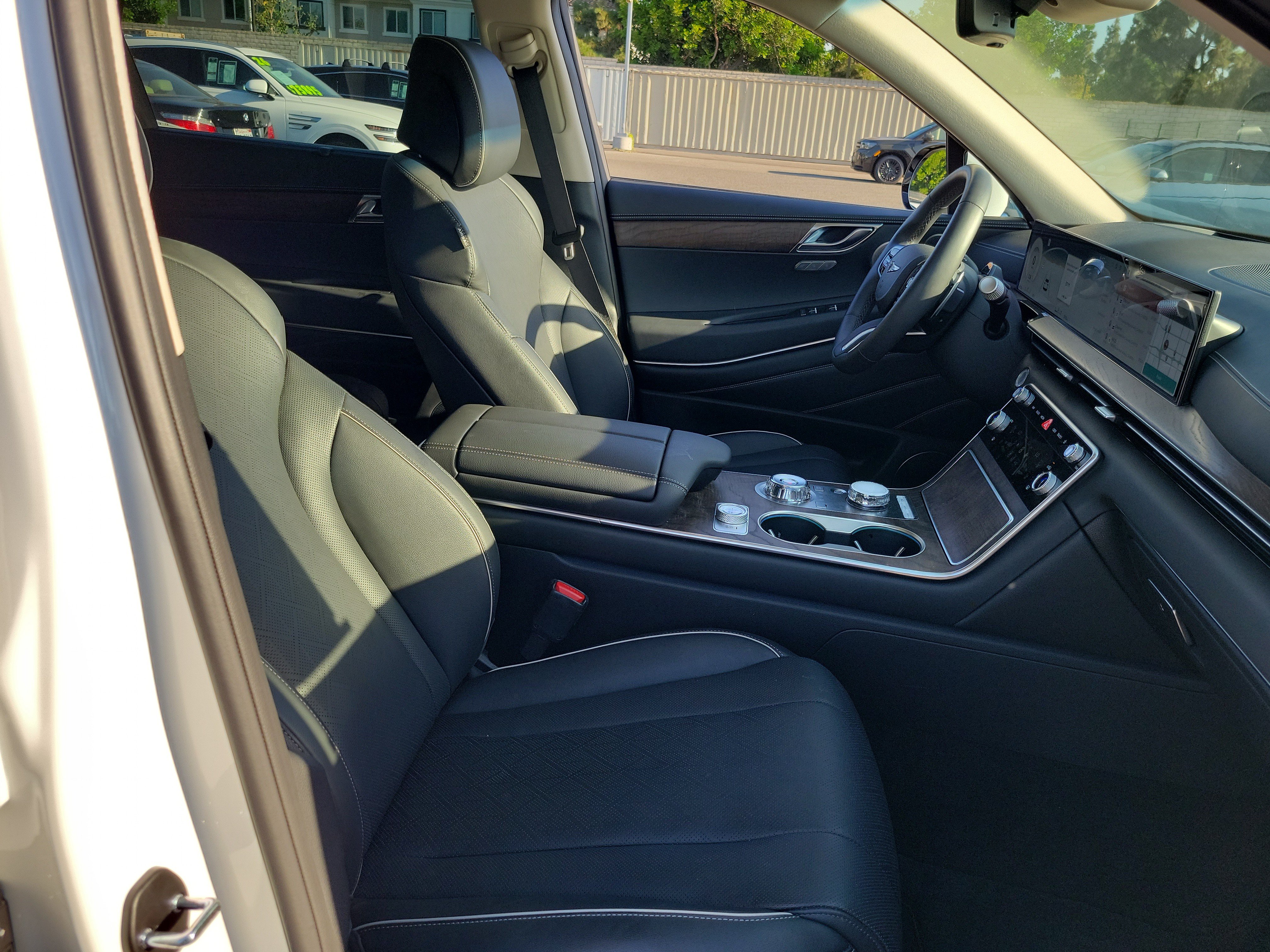 Certified 2026 Genesis GV80 2.5T Prestige AWD/4WD image 21
