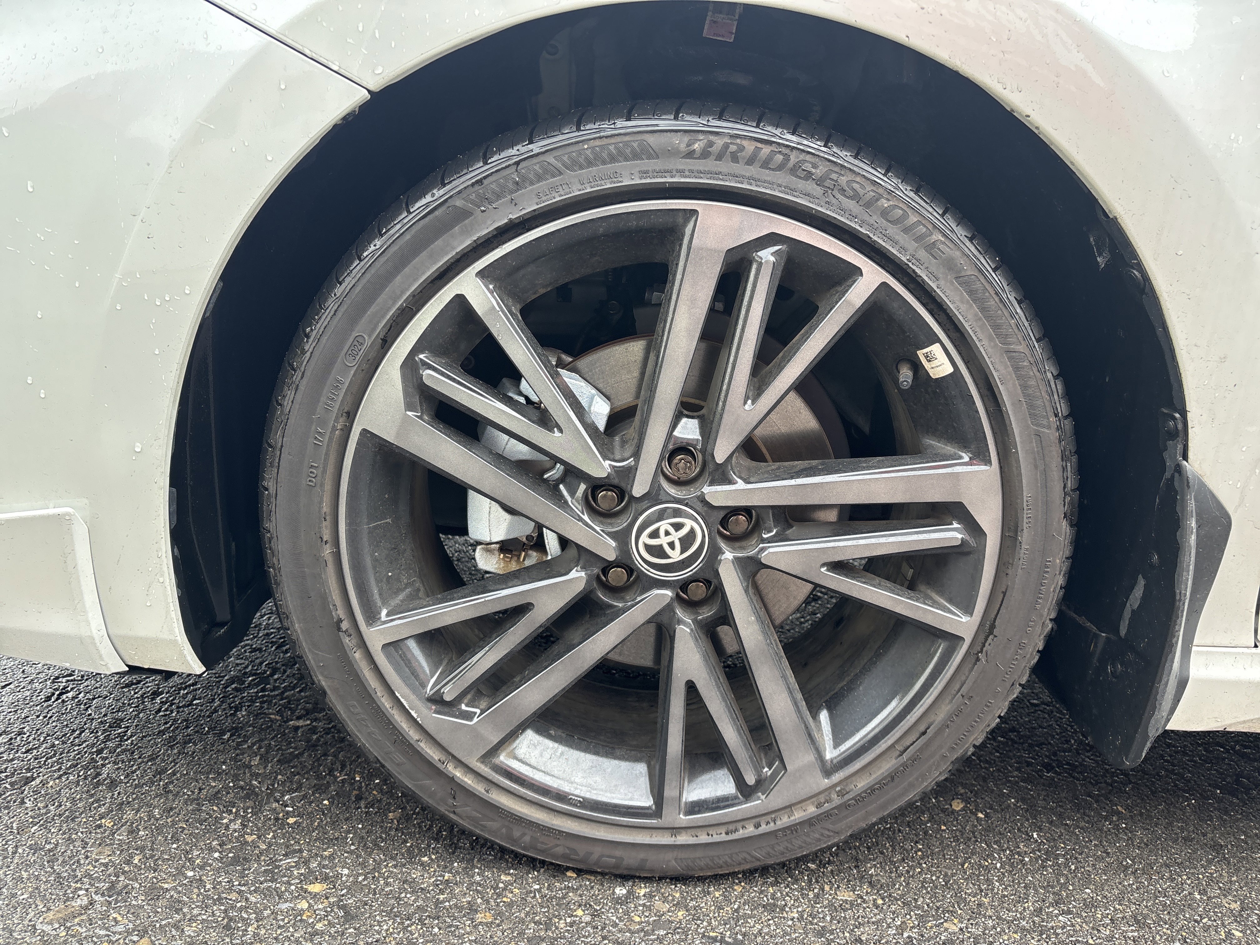 Used 2025 Toyota Camry XSE image 11