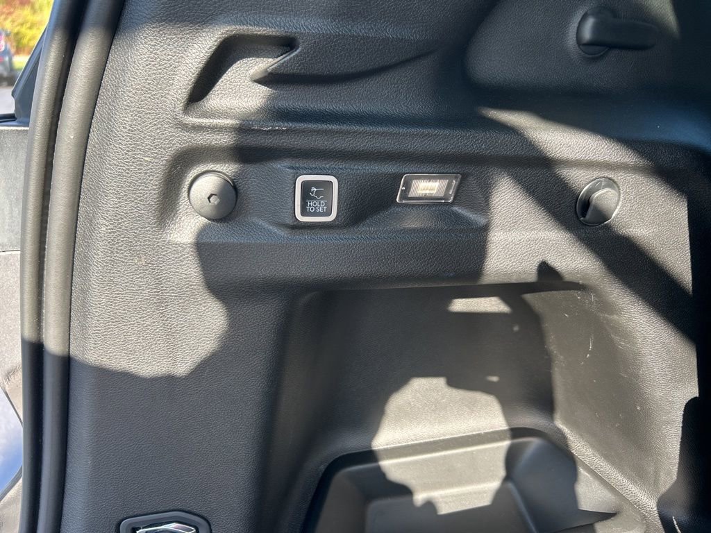 Used 2022 Jeep Grand Cherokee L Laredo w/ Luxury Tech Group I image 41