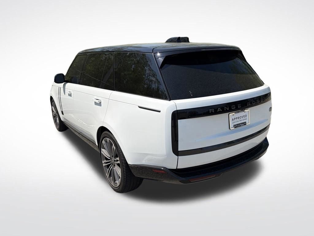 Certified 2023 Land Rover Range Rover Long Wheelbase SE AWD/4WD image 6