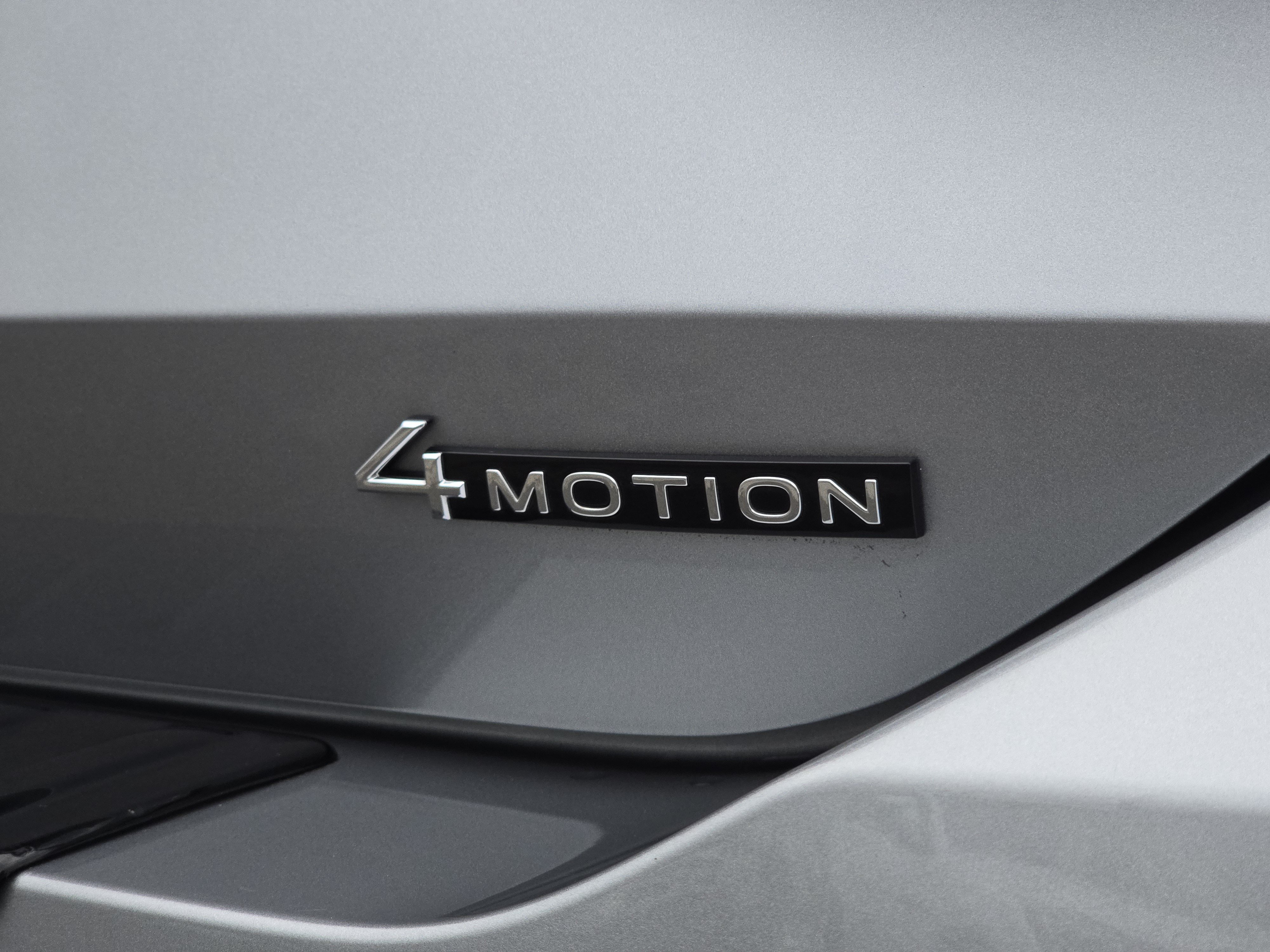 New 2025 Volkswagen Tiguan S AWD/4WD image 13