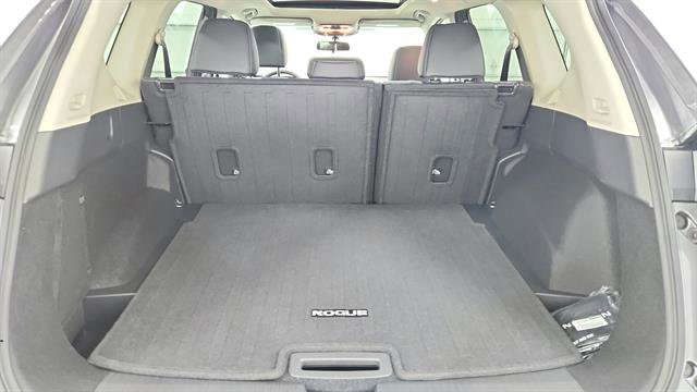 New 2026 Nissan Rogue SV w/ SV Premium Package image 24