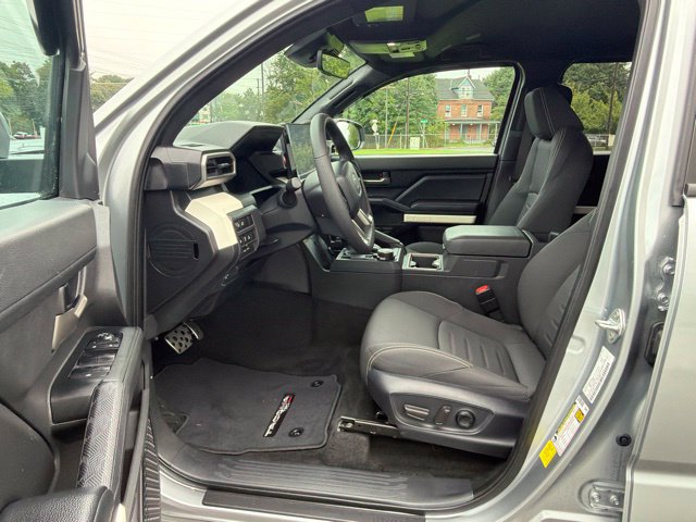 Used 2024 Toyota Tacoma TRD Sport w/ TRD Sport Upgrade Package AWD/4WD image 13