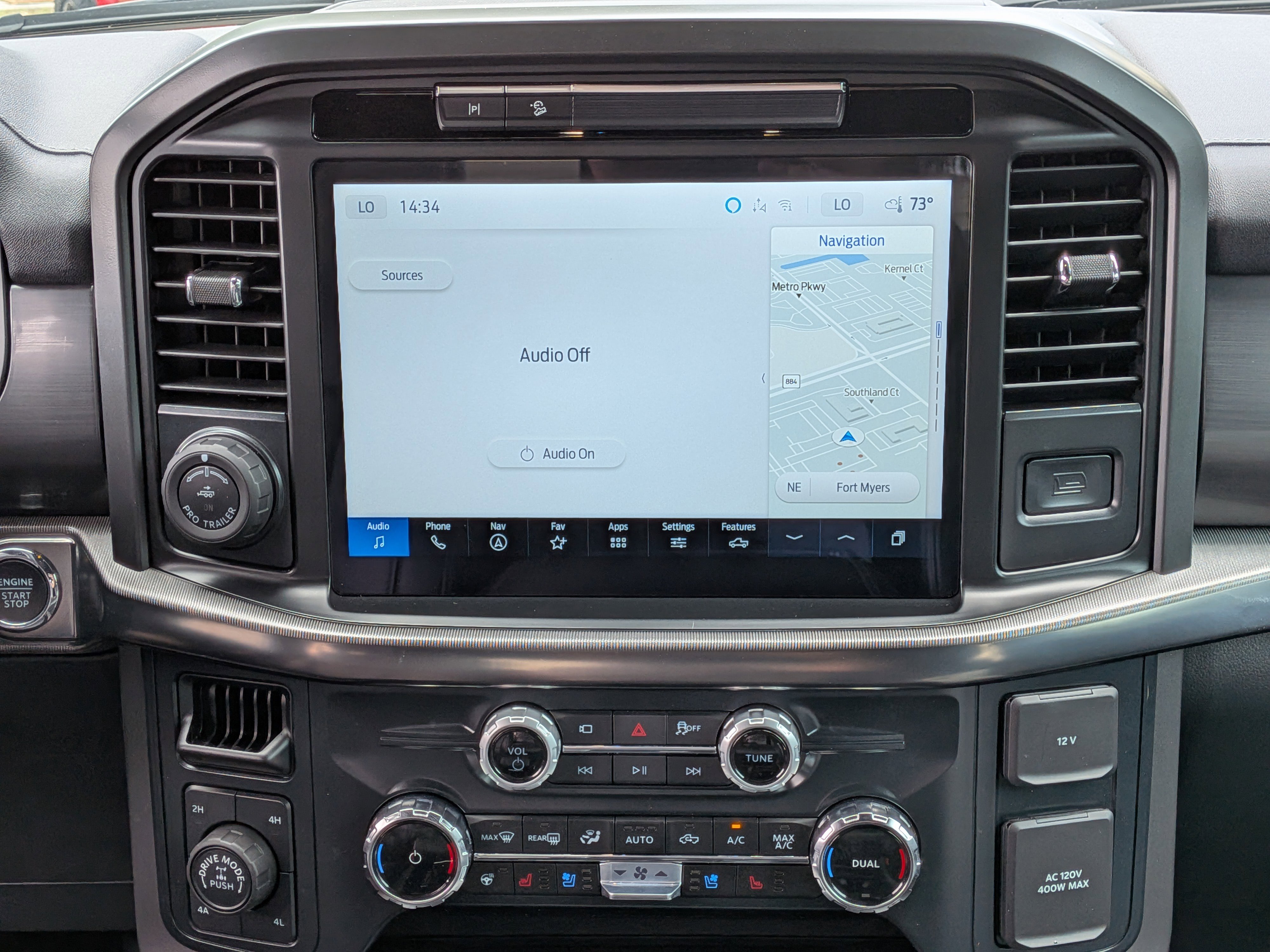 Used 2025 Ford F150 Lariat w/ Equipment Group 501A Mid image 19