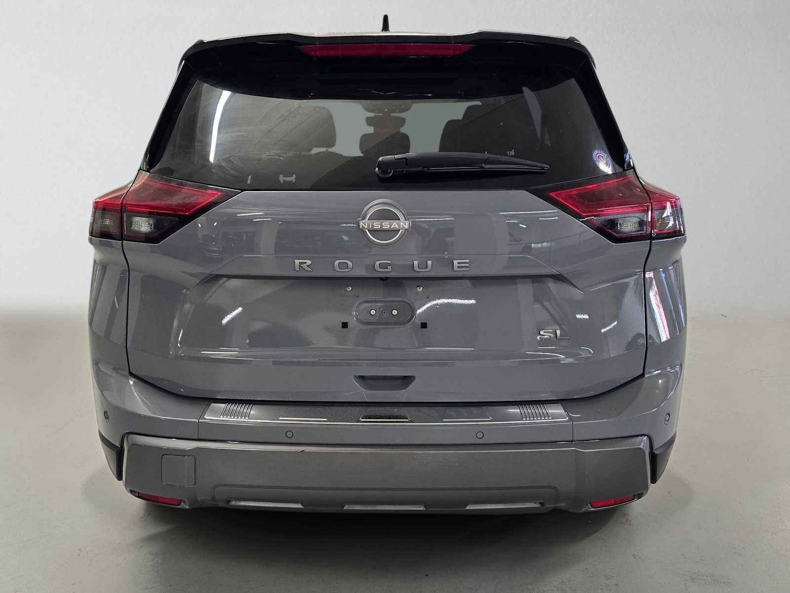 Used 2024 Nissan Rogue SL w/ SL Premium Package FWD image 4