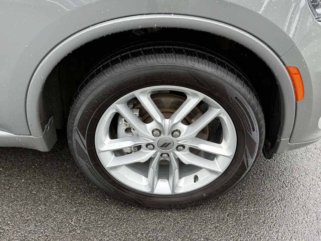 Used 2024 Dodge Durango GT AWD/4WD image 12