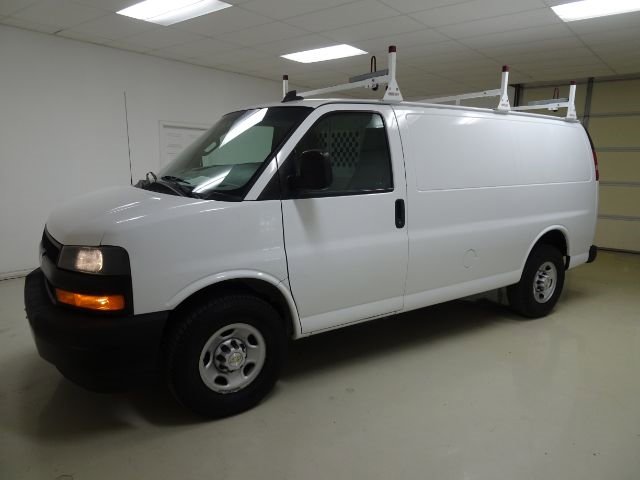Used 2020 Chevrolet Express 2500 w/ Communications Package image 3