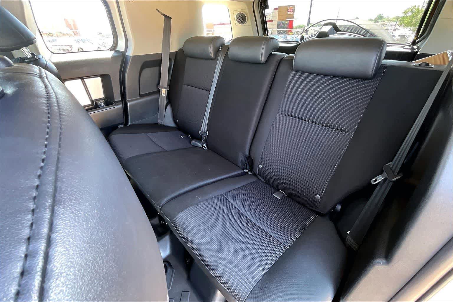 Used 2008 Toyota FJ Cruiser 4WD image 27