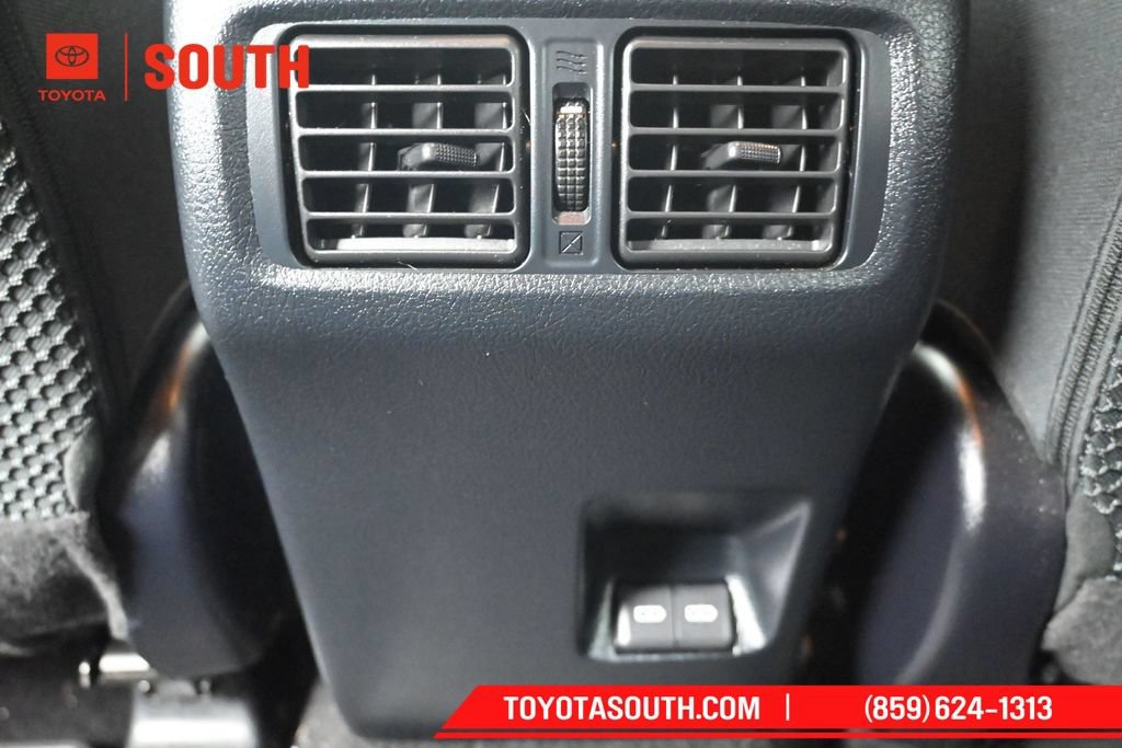 Used 2023 Toyota 4Runner TRD Off-Road AWD/4WD image 25