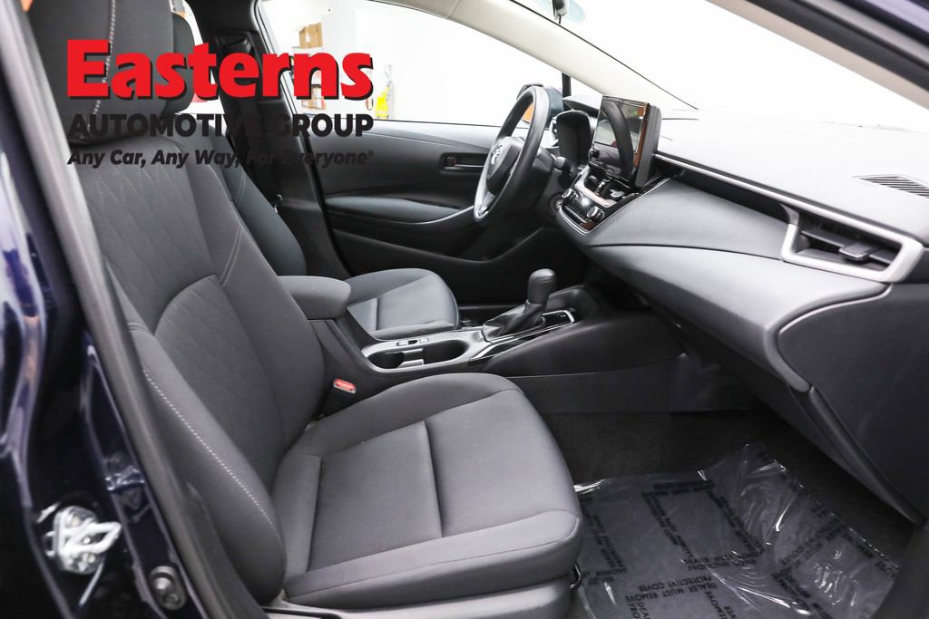 Used 2025 Toyota Corolla LE image 23