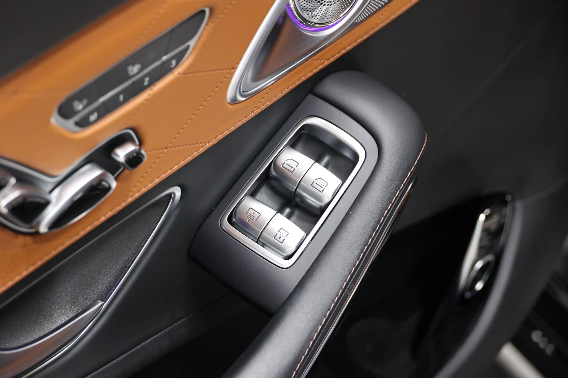 Used 2019 Mercedes-Benz Maybach S 560 4MATIC image 57